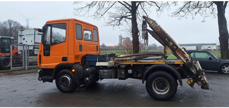 Iveco 80E18K 4x2 Absetzkipper - Truk skip loader: gambar 3 Iveco 80E18K 4x2 Absetzkipper - Truk skip loader: gambar 3