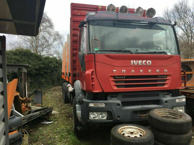 Iveco AD260T450PS 6x4 Blatt Blatt (E:5) - Truk logging, Truk derek: gambar 4 Iveco AD260T450PS 6x4 Blatt Blatt (E:5) - Truk logging, Truk derek: gambar 4