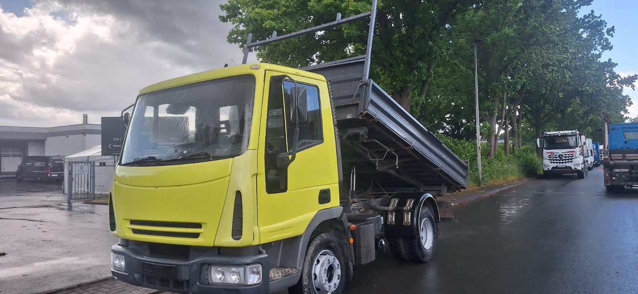 Iveco Kipper ML 100 E 80 - Truk jungkit: gambar 1 Iveco Kipper ML 100 E 80 - Truk jungkit: gambar 1