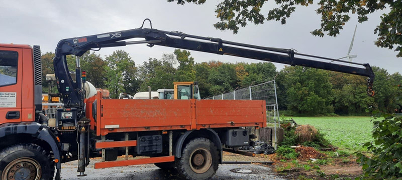 Iveco ML110-220 4x4 mit Kran+Funk - Truk flatbed, Truk derek: gambar 2 Iveco ML110-220 4x4 mit Kran+Funk - Truk flatbed, Truk derek: gambar 2