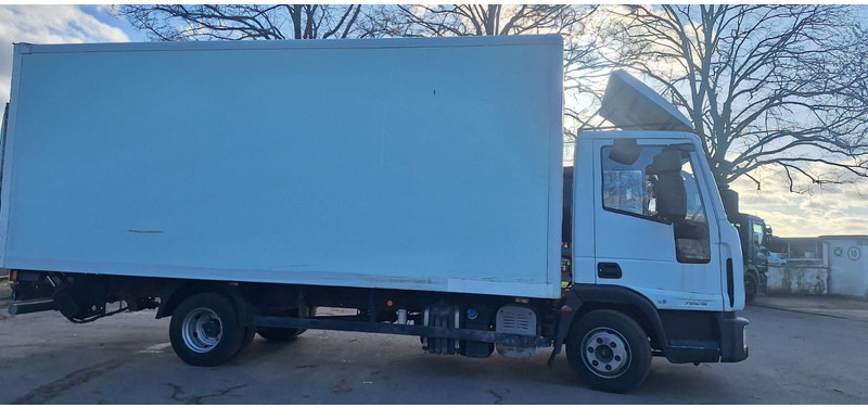 Iveco ML80E18 Koffer LBW - Truk box: gambar 4 Iveco ML80E18 Koffer LBW - Truk box: gambar 4
