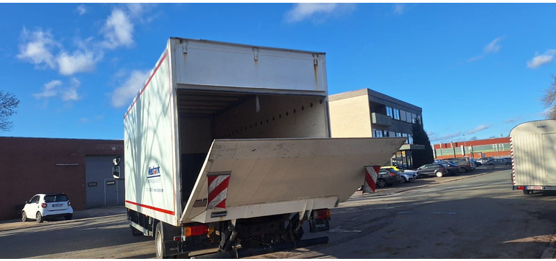 Iveco ML80E18 Koffer LBW - Truk box: gambar 5 Iveco ML80E18 Koffer LBW - Truk box: gambar 5