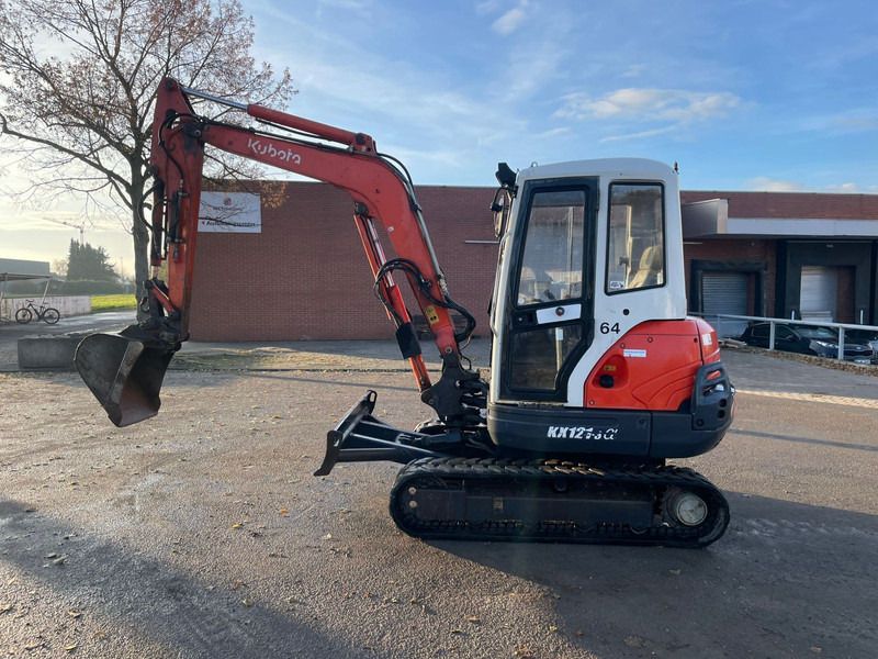 Kubota KX121-3 - Ekskavator mini: gambar 1 Kubota KX121-3 - Ekskavator mini: gambar 1