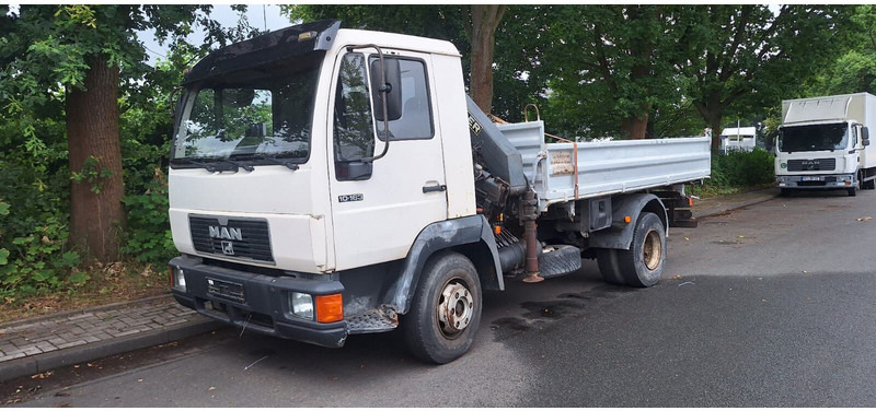 MAN 10.163 - Truk jungkit: gambar 1 MAN 10.163 - Truk jungkit: gambar 1