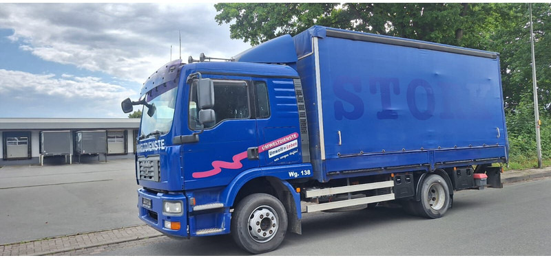 MAN 12.250 TGM - Truk dengan terpal samping: gambar 1 MAN 12.250 TGM - Truk dengan terpal samping: gambar 1