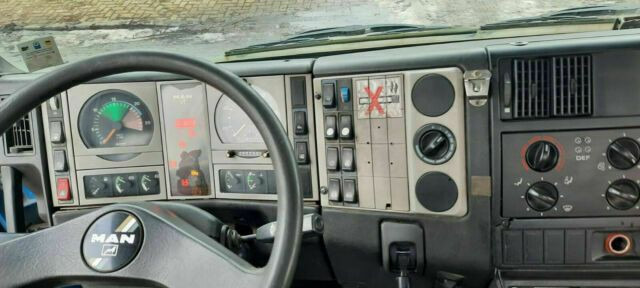 MAN 26.314K 6x2 Blatt/Luft Diff/Sperre - Hook lift: gambar 5 MAN 26.314K 6x2 Blatt/Luft Diff/Sperre - Hook lift: gambar 5