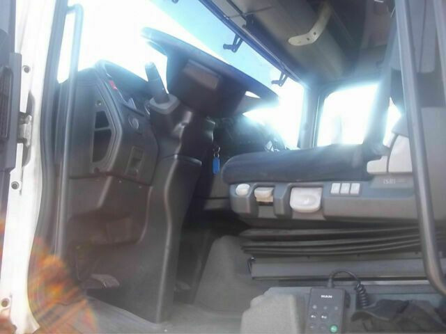 MAN 26.390 Fahrgestell Schaltgetriebe - Truk sasis: gambar 4 MAN 26.390 Fahrgestell Schaltgetriebe - Truk sasis: gambar 4
