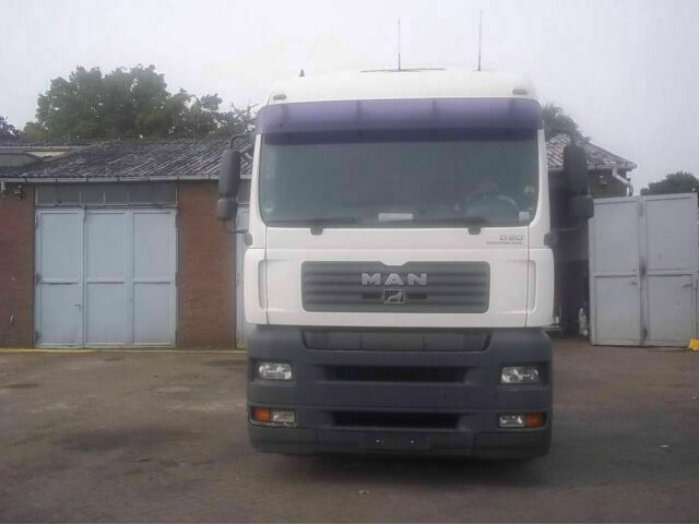 MAN 26.390 Fahrgestell Schaltgetriebe - Truk sasis: gambar 1 MAN 26.390 Fahrgestell Schaltgetriebe - Truk sasis: gambar 1