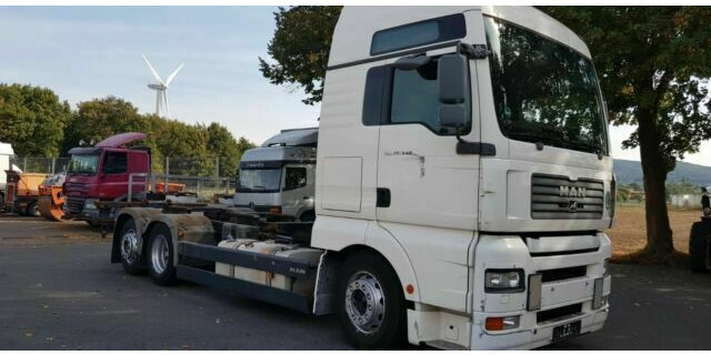 MAN 26.440 TGA BDF 6x2 German Truck - Truk sasis: gambar 3 MAN 26.440 TGA BDF 6x2 German Truck - Truk sasis: gambar 3