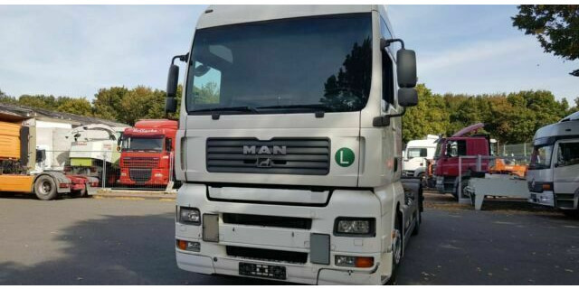 MAN 26.440 TGA BDF 6x2 German Truck - Truk sasis: gambar 2 MAN 26.440 TGA BDF 6x2 German Truck - Truk sasis: gambar 2