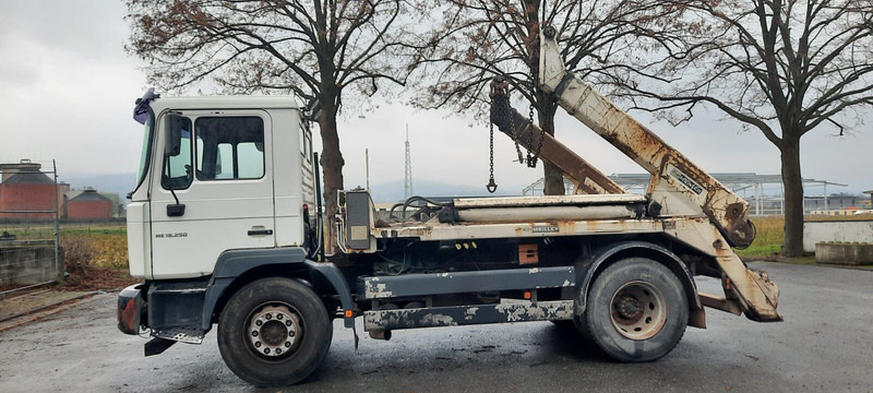 MAN M38 - Truk skip loader: gambar 3 MAN M38 - Truk skip loader: gambar 3