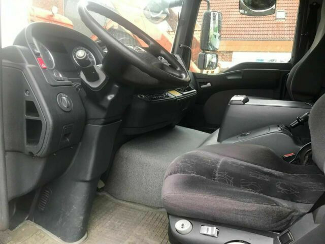 Truk berpendingin MAN TGL 12.240 LBW Trennwand Tür Klima: gambar 6