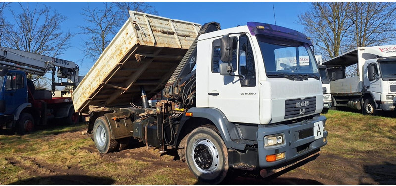 MAN TGM 18.220 4x2 3.S-Kipper mit Kran - Truk jungkit, Truk derek: gambar 4 MAN TGM 18.220 4x2 3.S-Kipper mit Kran - Truk jungkit, Truk derek: gambar 4
