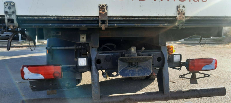 Truk jungkit, Truk derek MAN TGM 18.240PS 4x2 3.S-Kipper mit Kran: gambar 11 Truk jungkit, Truk derek MAN TGM 18.240PS 4x2 3.S-Kipper mit Kran: gambar 11