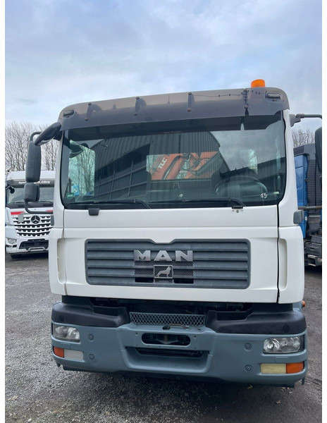 MAN TGM 18.240PS 4x2 3.S-Kipper mit Kran - Truk jungkit, Truk derek: gambar 3 MAN TGM 18.240PS 4x2 3.S-Kipper mit Kran - Truk jungkit, Truk derek: gambar 3