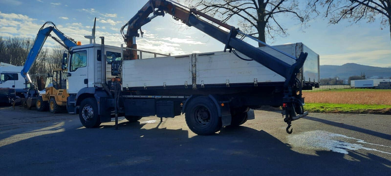 Truk jungkit, Truk derek MAN TGM 18.240PS 4x2 3.S-Kipper mit Kran: gambar 10 Truk jungkit, Truk derek MAN TGM 18.240PS 4x2 3.S-Kipper mit Kran: gambar 10