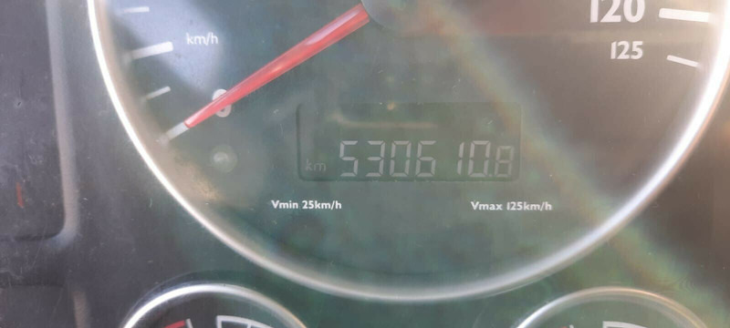 Truk jungkit, Truk derek MAN TGM 18.240PS 4x2 3.S-Kipper mit Kran: gambar 13 Truk jungkit, Truk derek MAN TGM 18.240PS 4x2 3.S-Kipper mit Kran: gambar 13