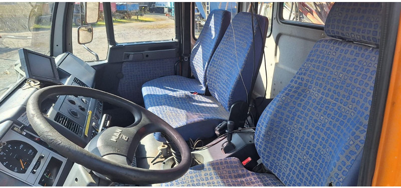 Leasing MAN TGM 18.240PS 4x4 3.S-Kipper mit Kran MAN TGM 18.240PS 4x4 3.S-Kipper mit Kran: gambar 11