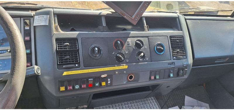 Leasing MAN TGM 18.240PS 4x4 3.S-Kipper mit Kran MAN TGM 18.240PS 4x4 3.S-Kipper mit Kran: gambar 9