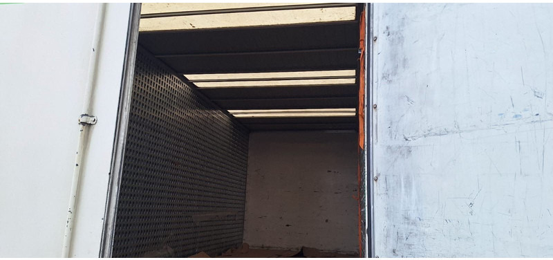 Mercedes-Benz 1222 Atego Koffer mit LBW Klima - Truk box: gambar 3 Mercedes-Benz 1222 Atego Koffer mit LBW Klima - Truk box: gambar 3