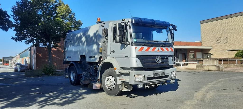 Mercedes-Benz 1824 Axor 1-Hand - Penyapu jalan: gambar 2 Mercedes-Benz 1824 Axor 1-Hand - Penyapu jalan: gambar 2