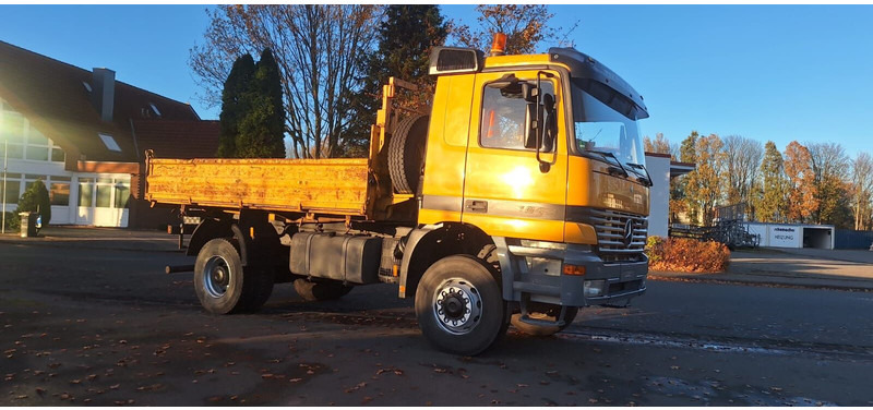 Mercedes-Benz 1843AK 4x4 Blatt/Blatt - Truk jungkit: gambar 3 Mercedes-Benz 1843AK 4x4 Blatt/Blatt - Truk jungkit: gambar 3