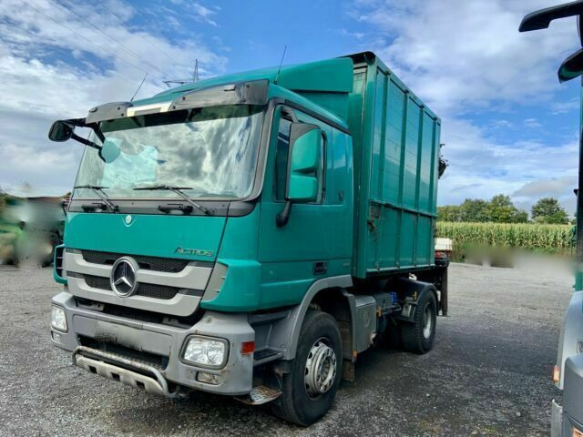 Mercedes-Benz 1844K 4x2 Kipper mit Kran Blattgefedert - Truk jungkit, Truk derek: gambar 1 Mercedes-Benz 1844K 4x2 Kipper mit Kran Blattgefedert - Truk jungkit, Truk derek: gambar 1