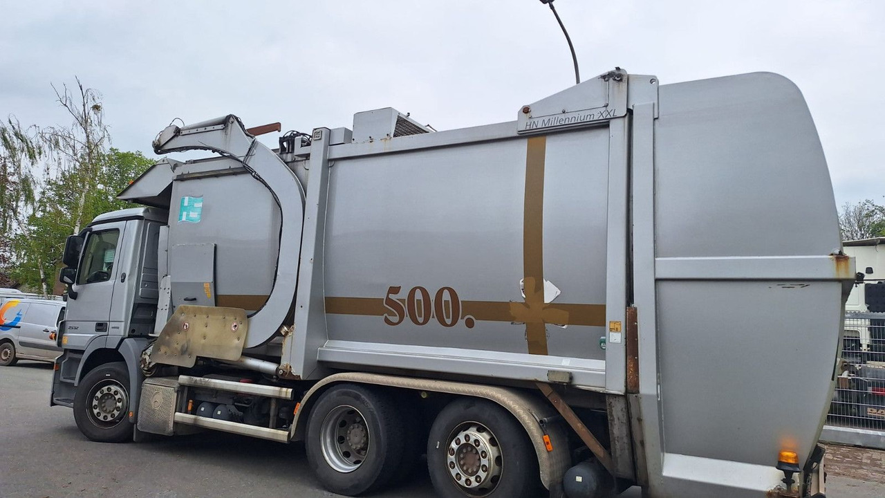 Mercedes-Benz 2532 Actros Überkopflader - Truk sampah: gambar 4 Mercedes-Benz 2532 Actros Überkopflader - Truk sampah: gambar 4