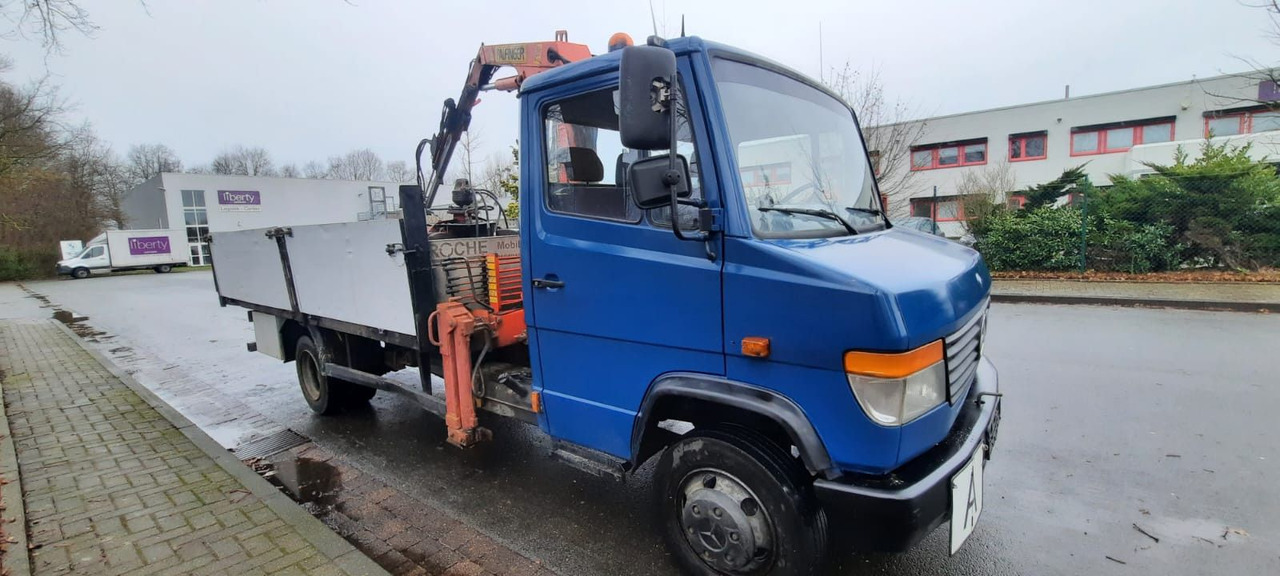Mercedes-Benz 814 Pritsche mit Kran+Greifer - Van flatbed: gambar 4 Mercedes-Benz 814 Pritsche mit Kran+Greifer - Van flatbed: gambar 4