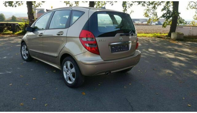 Mercedes-Benz A-Klasse 200 CDI - Mobil: gambar 3 Mercedes-Benz A-Klasse 200 CDI - Mobil: gambar 3