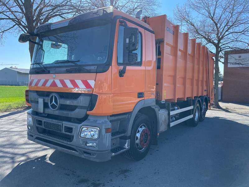 Mercedes-Benz Actros 2536 6x2 Blatt/Luft Müllwagen - Truk sampah: gambar 1 Mercedes-Benz Actros 2536 6x2 Blatt/Luft Müllwagen - Truk sampah: gambar 1