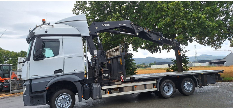 Mercedes-Benz Actros 2543 - Truk flatbed: gambar 5 Mercedes-Benz Actros 2543 - Truk flatbed: gambar 5