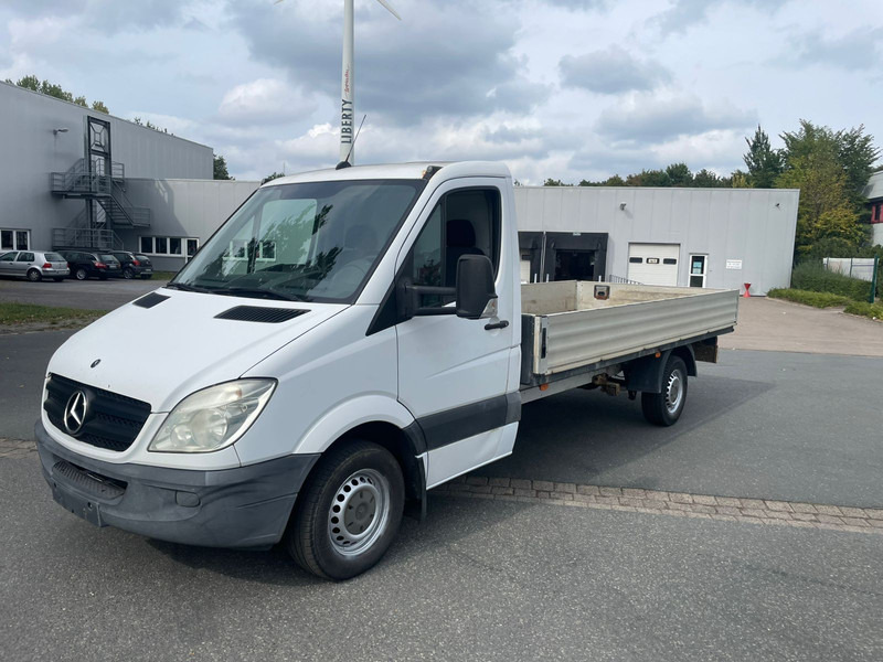 Mercedes-Benz Sprinter 316 - Van flatbed: gambar 3 Mercedes-Benz Sprinter 316 - Van flatbed: gambar 3