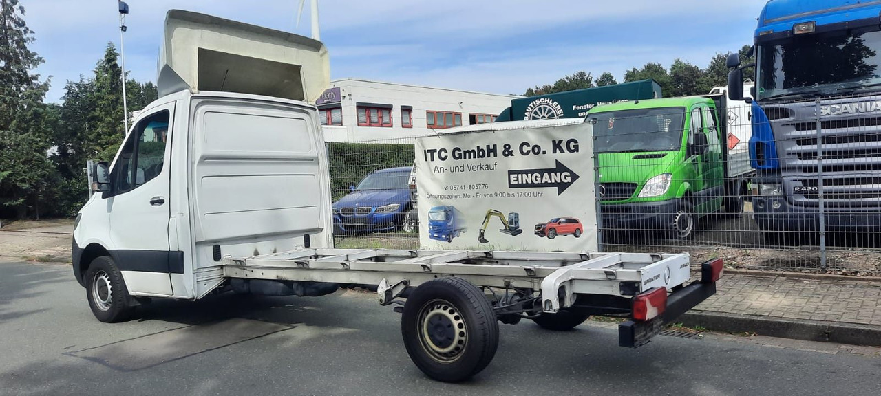 Mercedes-Benz Sprinter III Pritsche RWD/AWD 311/314/316 CDI RW - Van flatbed: gambar 5 Mercedes-Benz Sprinter III Pritsche RWD/AWD 311/314/316 CDI RW - Van flatbed: gambar 5