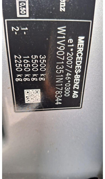 Mercedes-Benz Sprinter III Pritsche RWD/AWD 311/315/317/319 CD - Van box: gambar 5 Mercedes-Benz Sprinter III Pritsche RWD/AWD 311/315/317/319 CD - Van box: gambar 5