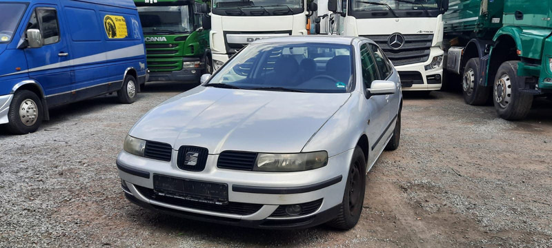 SEAT Toledo Signo 1,8 20V Autom - Mobil: gambar 2 SEAT Toledo Signo 1,8 20V Autom - Mobil: gambar 2