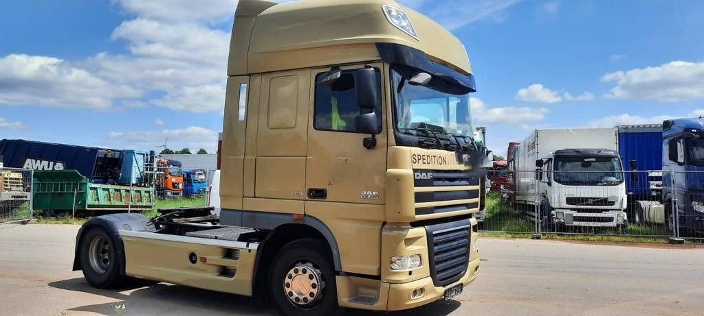 DAF 105-460 Super Spacs G.Haus/Hoch German - Tractor head: gambar 1 DAF 105-460 Super Spacs G.Haus/Hoch German - Tractor head: gambar 1