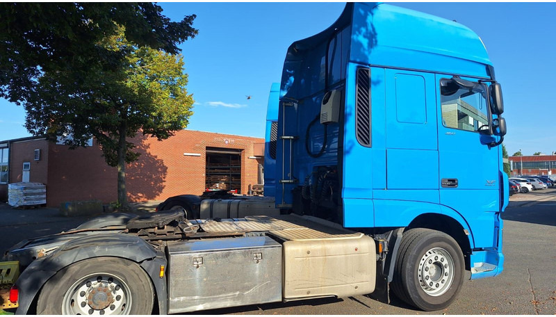 DAF XF460FT SZM - Tractor head: gambar 4 DAF XF460FT SZM - Tractor head: gambar 4