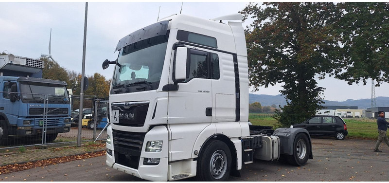 MAN 18.500 TGX SZM XXL - Tractor head: gambar 3 MAN 18.500 TGX SZM XXL - Tractor head: gambar 3