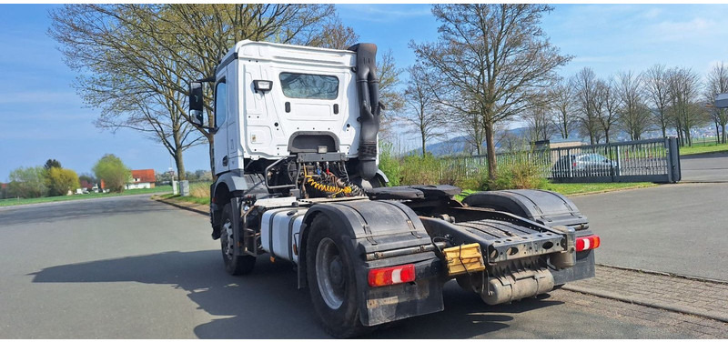 Mercedes-Benz 1840 HD 4x4 Arocs - Tractor head: gambar 5 Mercedes-Benz 1840 HD 4x4 Arocs - Tractor head: gambar 5