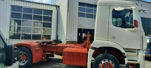Mercedes-Benz 1843 M.Haus E6 Blatt/Luft 1-Hand - Tractor head: gambar 4 Mercedes-Benz 1843 M.Haus E6 Blatt/Luft 1-Hand - Tractor head: gambar 4