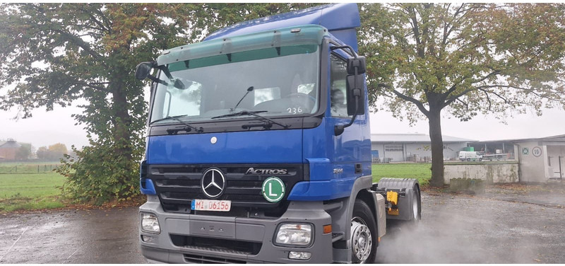 Mercedes-Benz 1844MP2 Euro:5 M.Haus - Tractor head: gambar 2 Mercedes-Benz 1844MP2 Euro:5 M.Haus - Tractor head: gambar 2