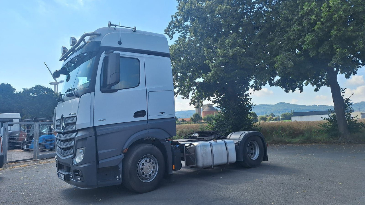 Mercedes-Benz 1851Actros 4 2-Achser SZM - Tractor head: gambar 1 Mercedes-Benz 1851Actros 4 2-Achser SZM - Tractor head: gambar 1