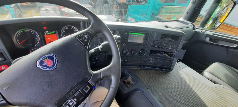 Scania P360 SZM - Tractor head: gambar 4 Scania P360 SZM - Tractor head: gambar 4