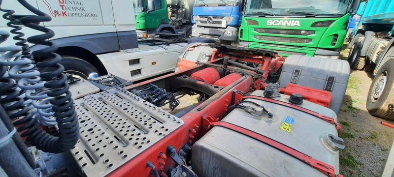 Scania P360 SZM - Tractor head: gambar 5 Scania P360 SZM - Tractor head: gambar 5
