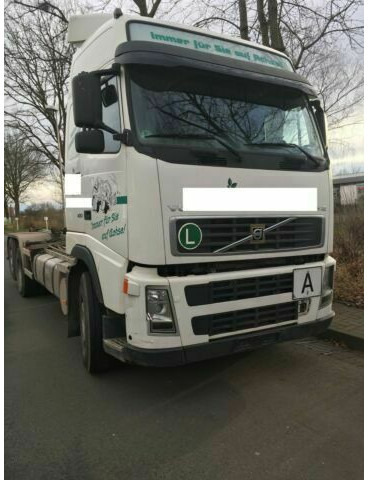 Volvo FH12-420 G.Haus 2xBett Klima Schaltgetriebe Reta - Hook lift: gambar 4 Volvo FH12-420 G.Haus 2xBett Klima Schaltgetriebe Reta - Hook lift: gambar 4