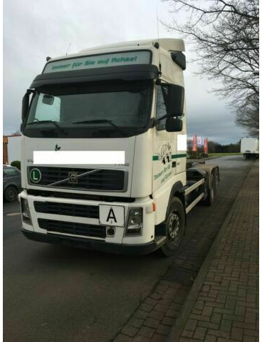Volvo FH12-420 G.Haus 2xBett Klima Schaltgetriebe Reta - Hook lift: gambar 1 Volvo FH12-420 G.Haus 2xBett Klima Schaltgetriebe Reta - Hook lift: gambar 1