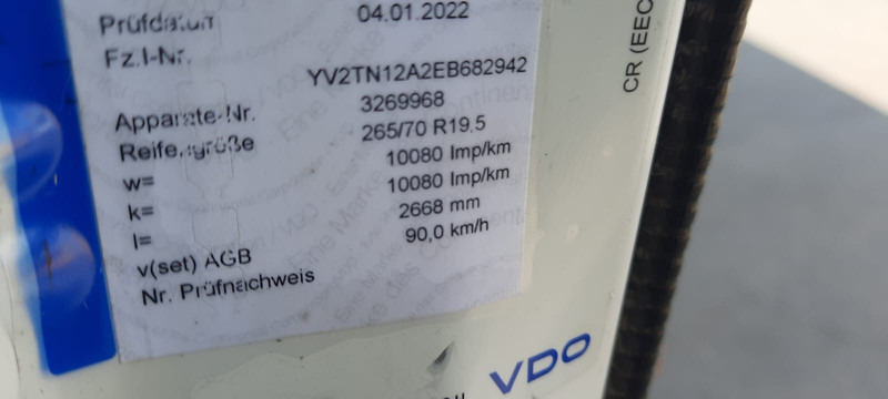 Volvo FL 6-250PS Plane Spriegel LBW Klima - Truk dengan terpal samping: gambar 5 Volvo FL 6-250PS Plane Spriegel LBW Klima - Truk dengan terpal samping: gambar 5