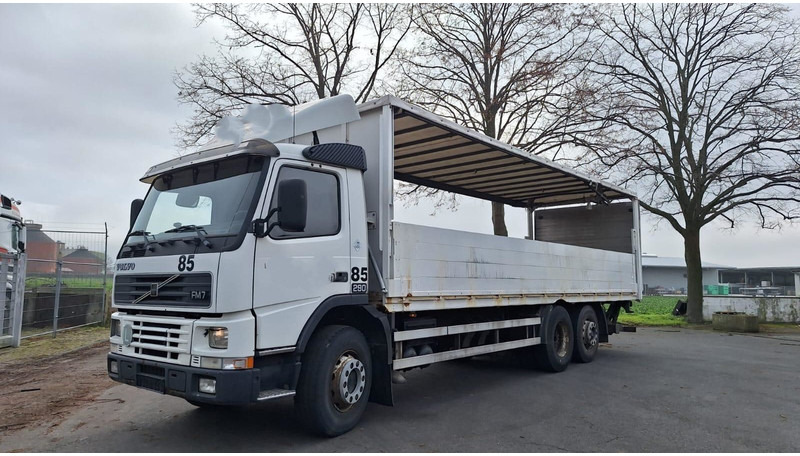 Volvo FM7 6x2 Koffer 3x vorhanden - Truk flatbed: gambar 1 Volvo FM7 6x2 Koffer 3x vorhanden - Truk flatbed: gambar 1