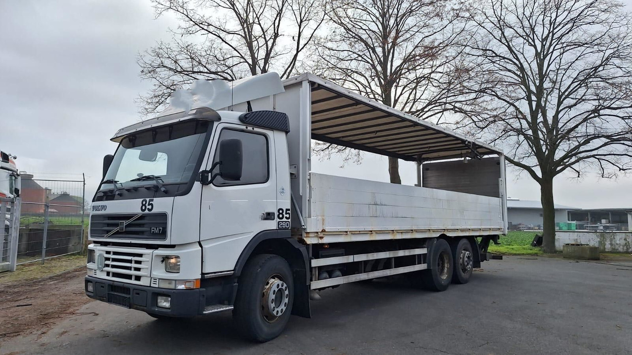 Volvo FM7 6x2 Koffer 3x vorhanden - Truk box: gambar 1 Volvo FM7 6x2 Koffer 3x vorhanden - Truk box: gambar 1